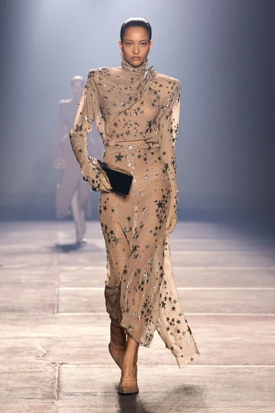 Look 33